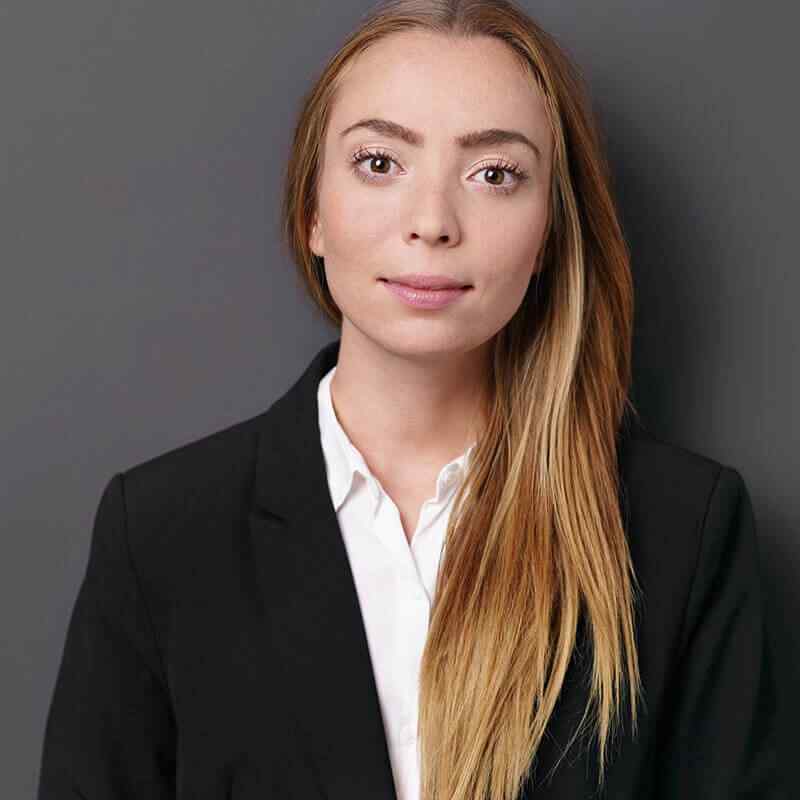 https://patentively.com/wp-content/uploads/2019/10/inner_team_03.jpg